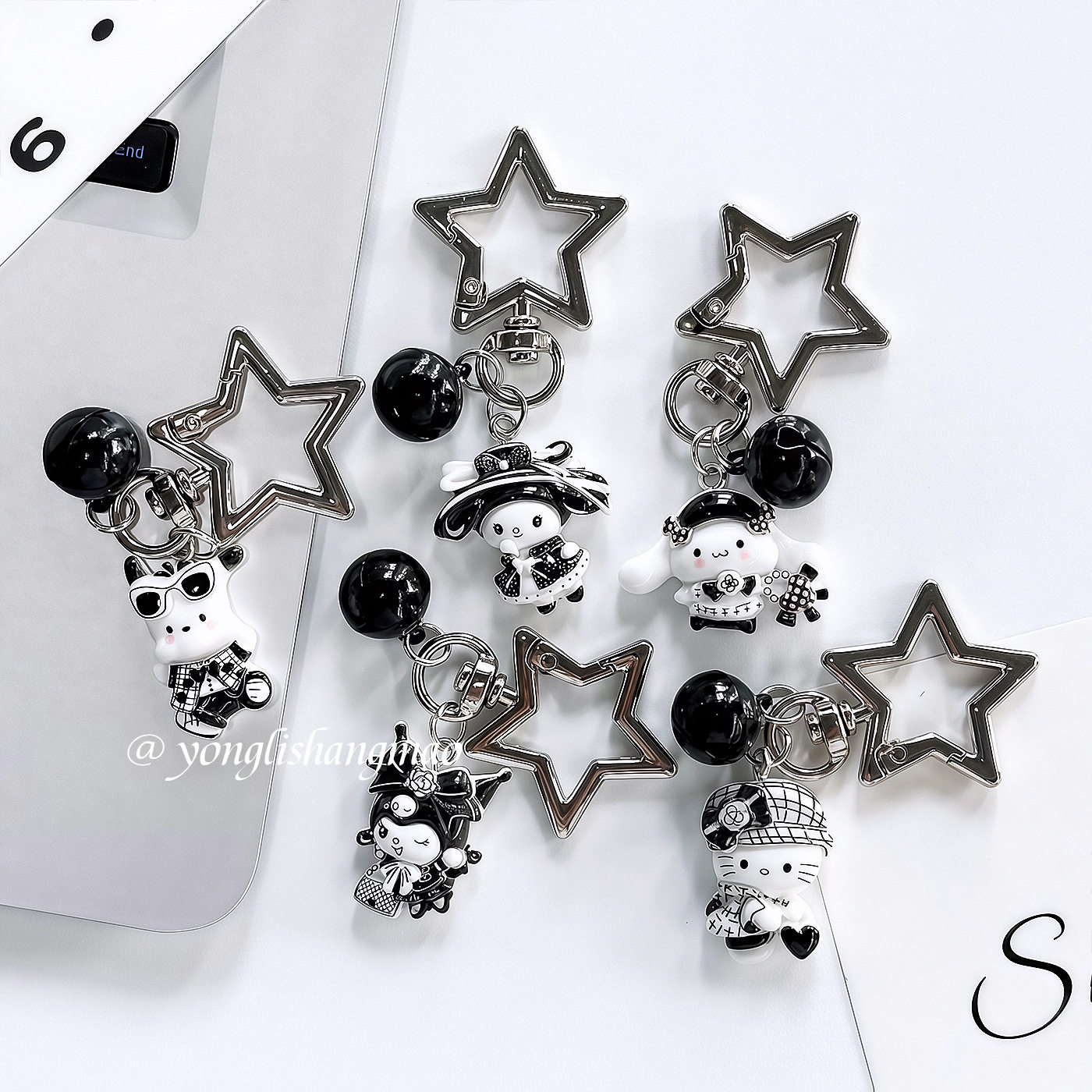 Porte-clés vintage Y2K Sanrio  - Phone Accessories Pouch avis et prix